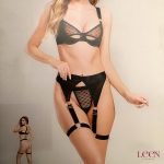 YUNAR Sexy Underwired Garter Lingerie 4 piece Set